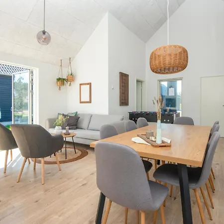 בית נופש 4 Bedroom In Romo *